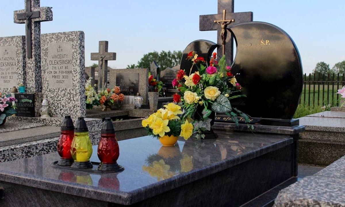 Usługi Kamieniarskie Nagrobki Pomniki Pułtusk Serock Warszawa